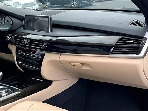 Used 2018 BMW X5 xDrive35i w/ Driving Assistance Package image 16