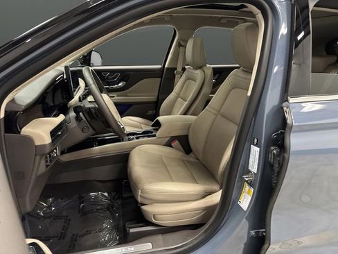 Used 2024 Lincoln Corsair Grand Touring w/ Equipment Group 301A image 4