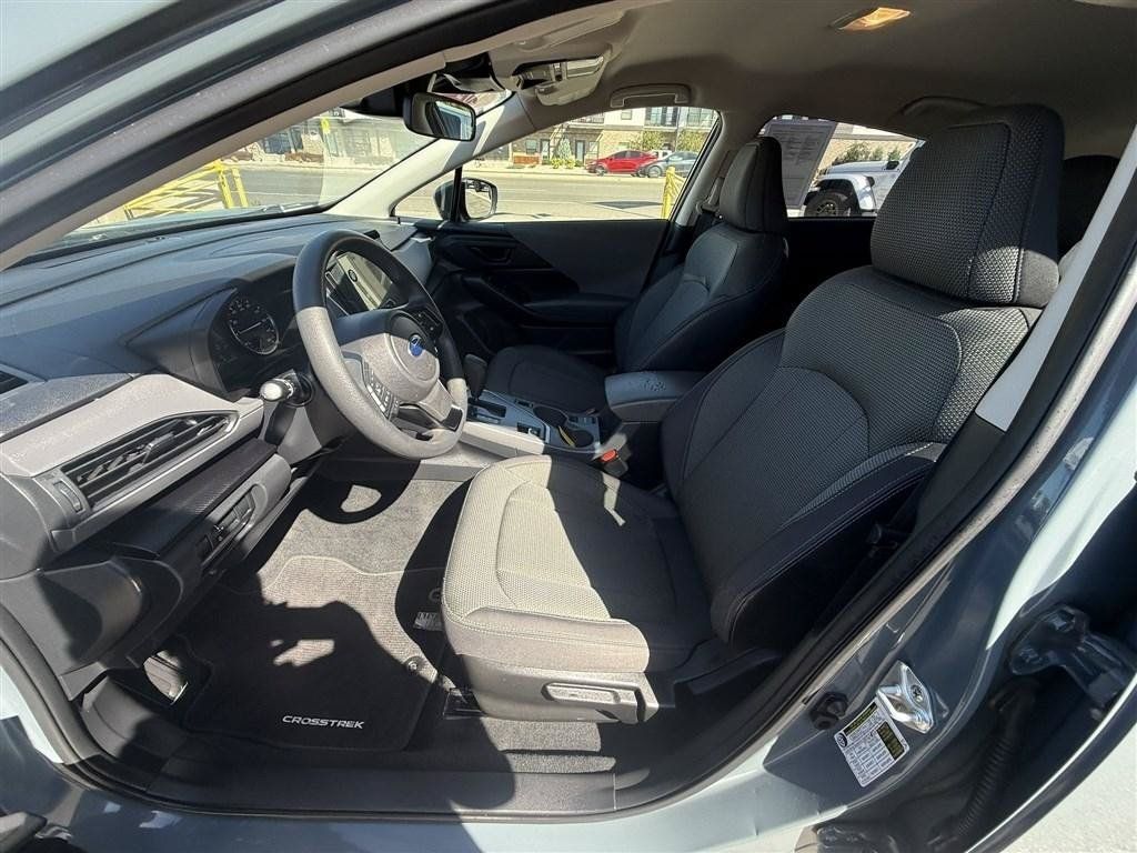 Used 2024 Subaru Crosstrek 2.0i Premium AWD/4WD image 13