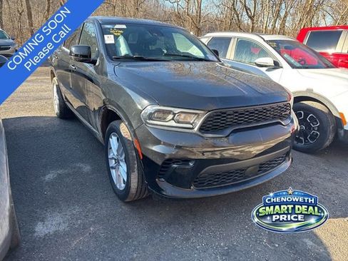 Used 2023 Dodge Durango GT image 2