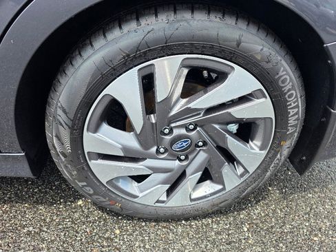 Used 2025 Subaru Legacy Limited image 6