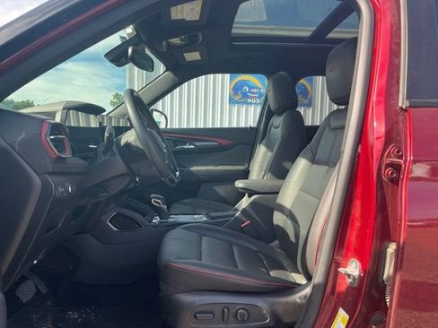 Used 2025 Chevrolet TrailBlazer RS w/ Convenience Package FWD image 7