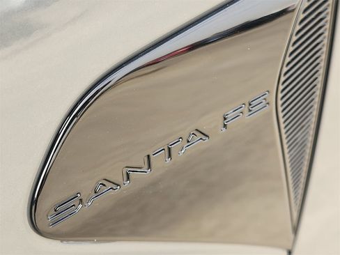 Used 2025 Hyundai Santa Fe SEL image 10