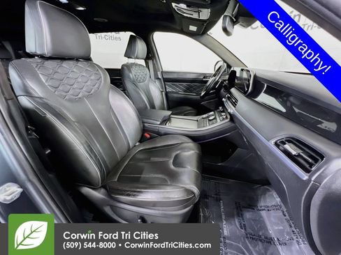 Used 2022 Hyundai Palisade Calligraphy w/ Winter Package AWD/4WD image 19