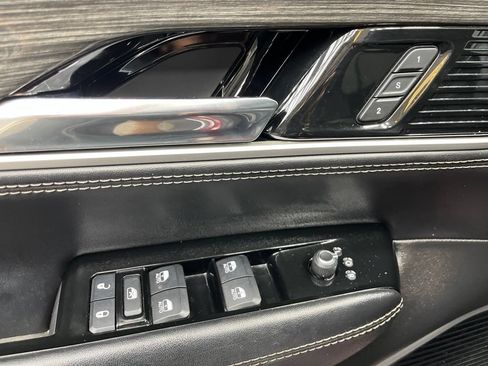 Used 2022 Jeep Wagoneer Series II w/ Premium Group I RWD image 10