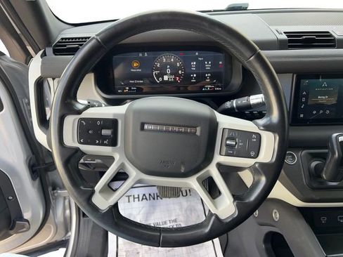 Used 2020 Land Rover Defender 110 First Edition image 12