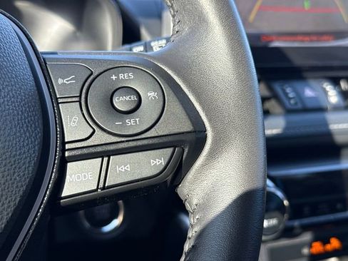 Used 2024 Toyota RAV4 XLE Premium image 28