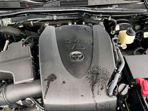 Used 2023 Toyota Tacoma SR5 RWD image 30