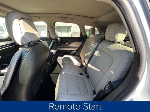 Used 2025 Lincoln Corsair Reserve w/ Equipment Group 202A image 17