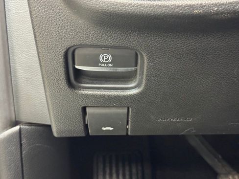 Used 2021 Jeep Grand Cherokee L Laredo AWD/4WD image 30