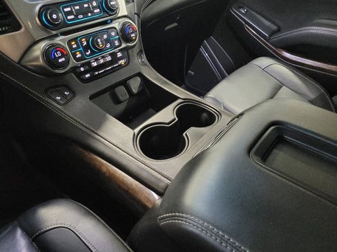 Used 2019 Chevrolet Tahoe LT w/ RST Edition RWD image 26