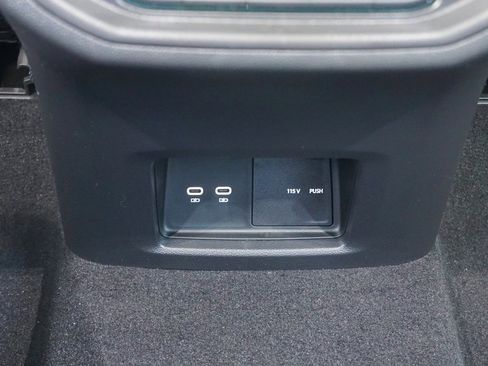 New 2026 Volkswagen Atlas Peak Edition image 13