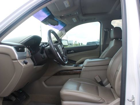 Used 2018 GMC Yukon SLT w/ Open Road Package RWD image 18