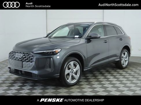 Certified 2025 Audi Q5 Premium Plus w/ Premium Plus image 1