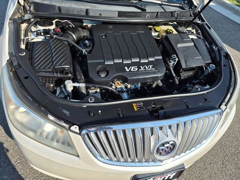 Used 2012 Buick LaCrosse Touring FWD image 34