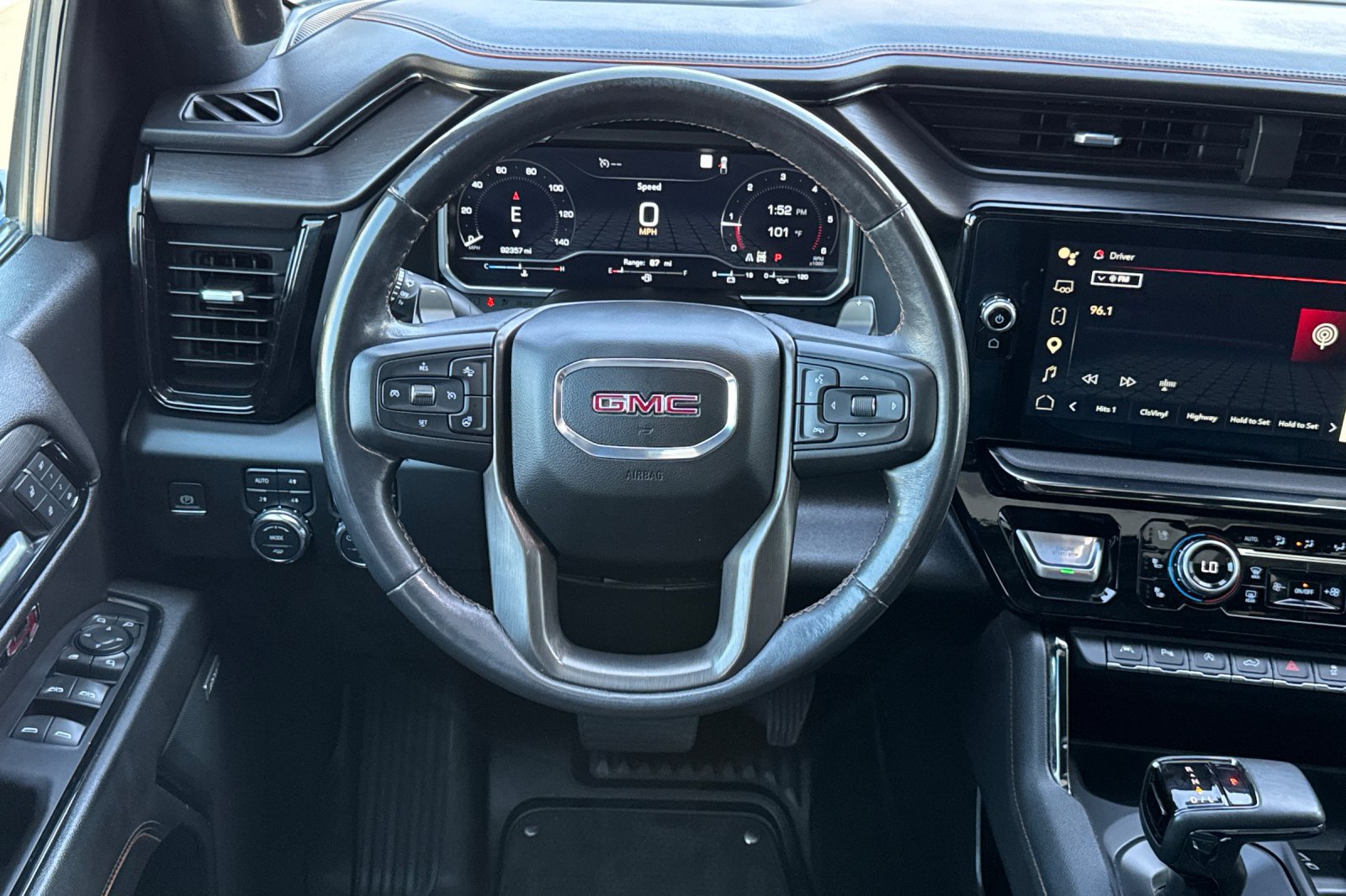 Used 2023 GMC Sierra 1500 AT4 w/ AT4 Premium Package AWD/4WD image 15