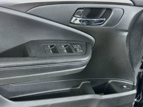 Used 2019 Honda Ridgeline RTL-T image 10