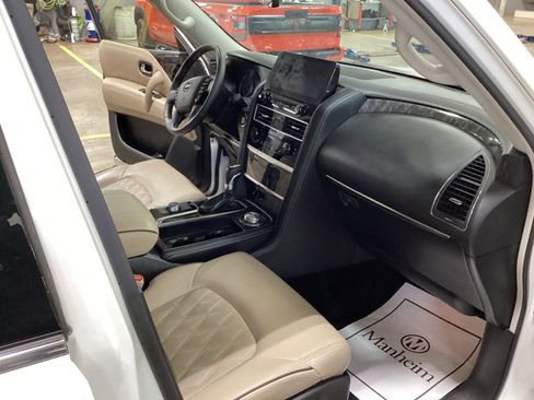 Certified 2023 Nissan Armada Platinum w/ Captain's Chairs Package AWD/4WD image 27