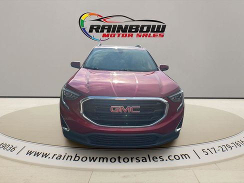Used 2019 GMC Terrain SLE w/ Driver Convenience Package FWD image 2