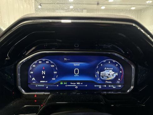 Used 2024 Chevrolet Silverado 3500 High Country w/ High Country Premium Package image 7