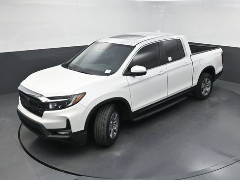 Used 2025 Honda Ridgeline RTL image 32