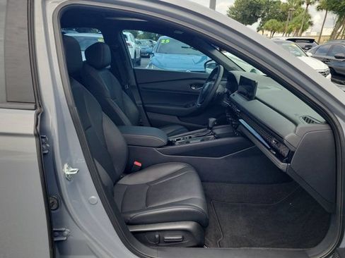 Used 2024 Honda Accord Sport image 7