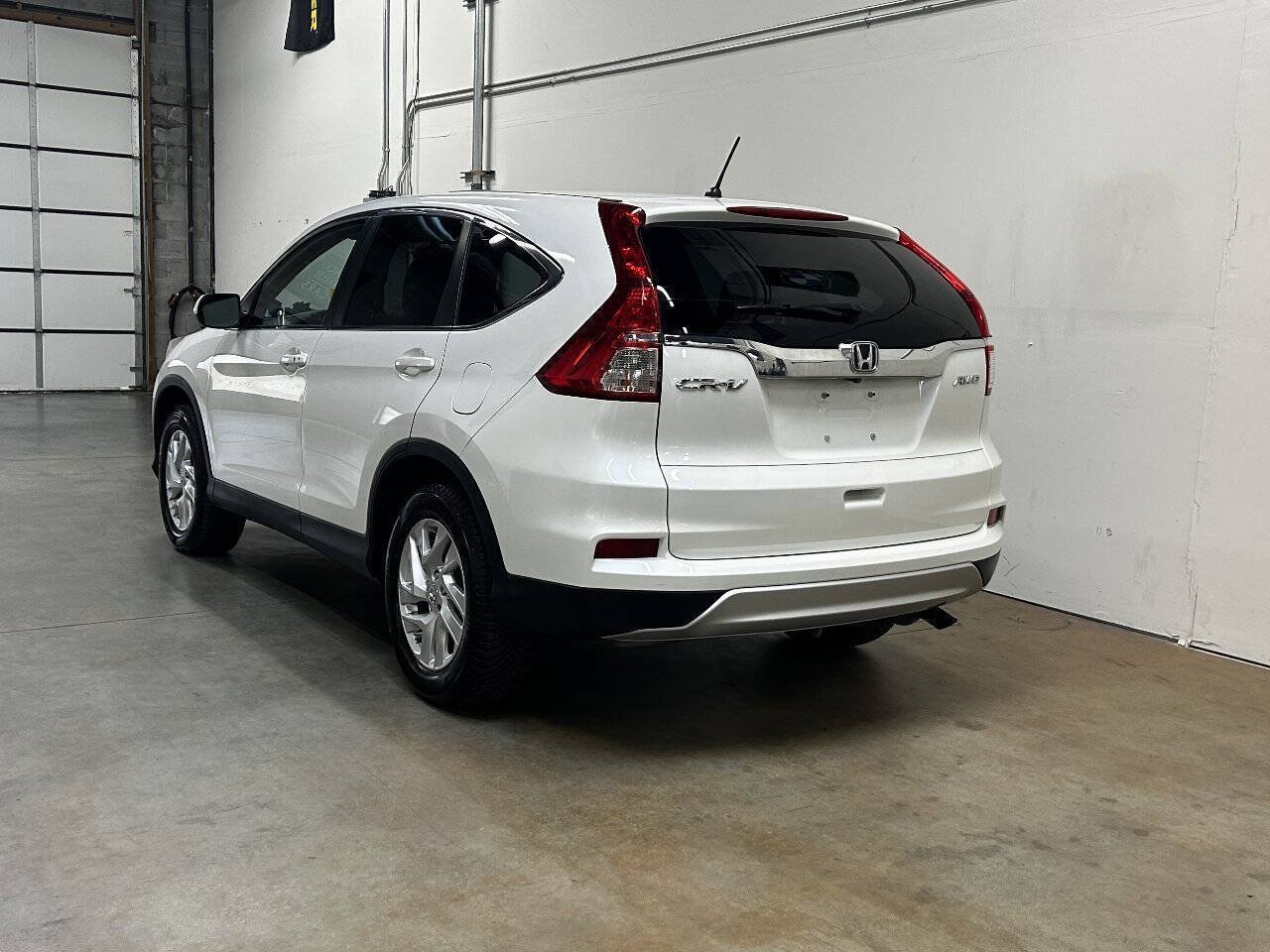 Used 2016 Honda CR-V EX image 5