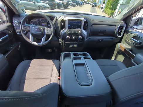 Used 2022 GMC Sierra 1500 SLE w/ Driver Alert Package I image 19