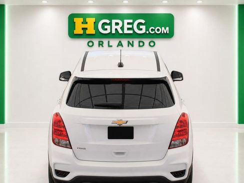 Used 2019 Chevrolet Trax LS FWD image 10