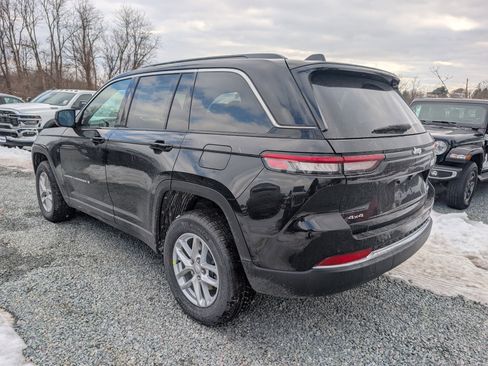 New 2026 Jeep Grand Cherokee Laredo X image 2
