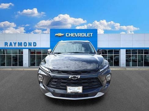 New 2026 Chevrolet Blazer LT w/ Convenience Package AWD/4WD image 9