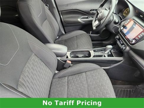 Used 2022 Nissan Kicks SV image 15