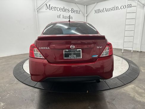 Used 2015 Nissan Versa SV FWD image 5