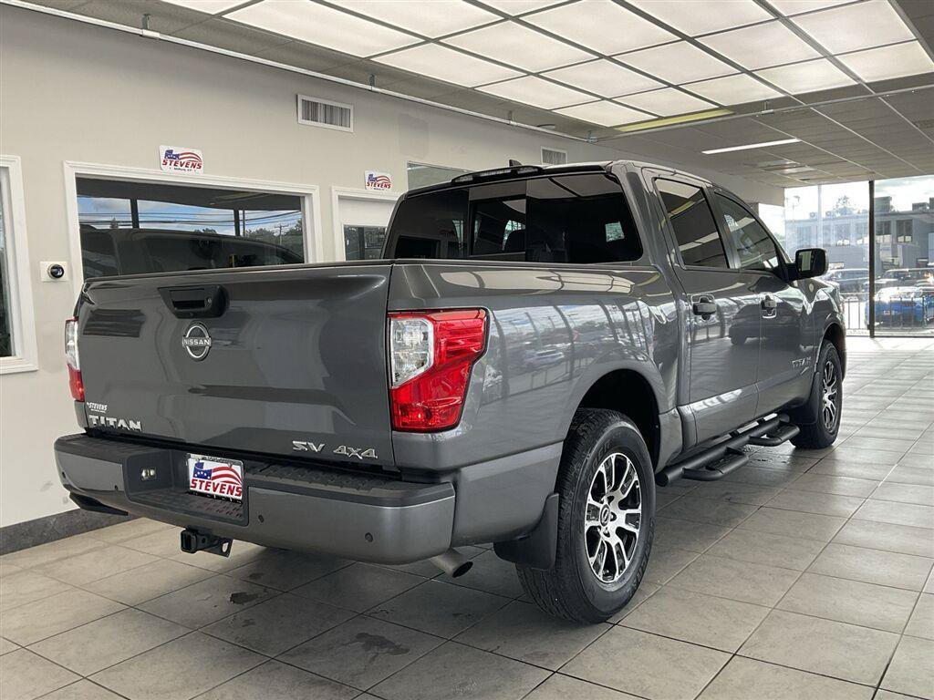 Used 2023 Nissan Titan SV w/ SV Convenience Package AWD/4WD image 5