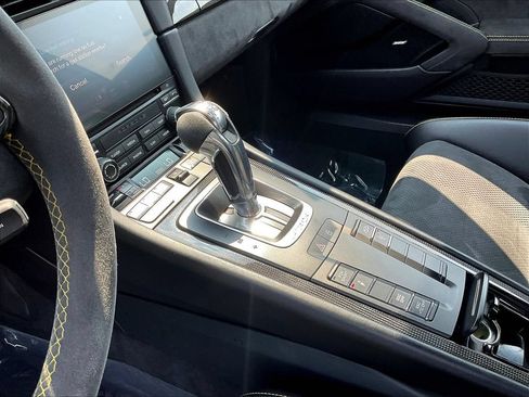 Used 2019 Porsche 911 GT3 RS RWD image 17