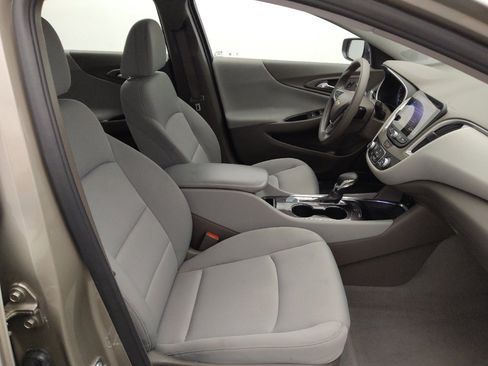 Used 2022 Chevrolet Malibu LS w/ Driver Confidence Package II FWD image 21