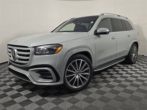New 2026 Mercedes-Benz GLS 580 4MATIC image 1