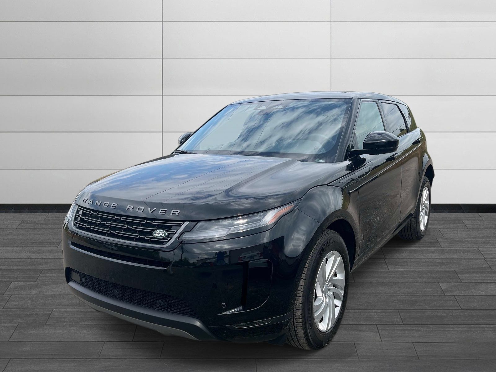 Used 2024 Land Rover Range Rover Evoque S AWD/4WD image 7