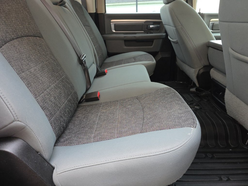Used 2019 RAM 1500 Classic SLT AWD/4WD image 22