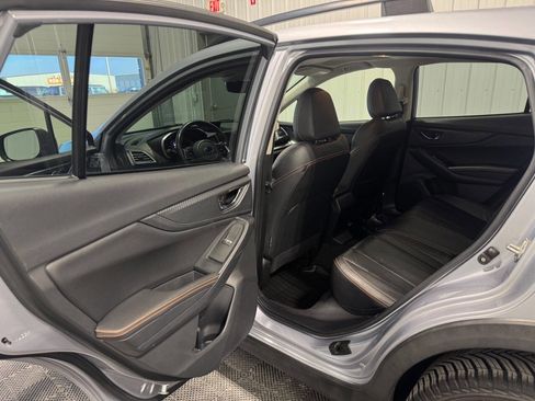 Used 2019 Subaru Crosstrek 2.0i Limited w/ Moonroof Package w/Navigation image 11