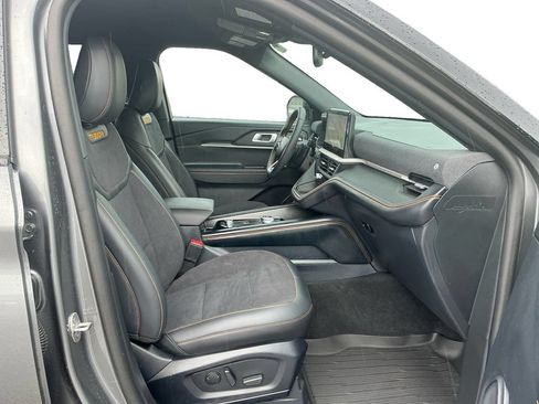 Certified 2026 Ford Explorer Tremor w/ Tremor Convenience Package AWD/4WD image 22