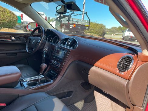 Used 2014 Buick Enclave Leather image 32