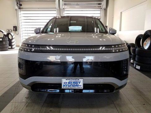 New 2026 Hyundai Ioniq 9 Calligraphy image 21