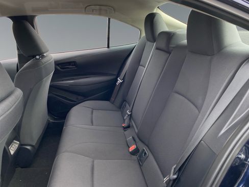 Used 2025 Toyota Corolla LE FWD image 13