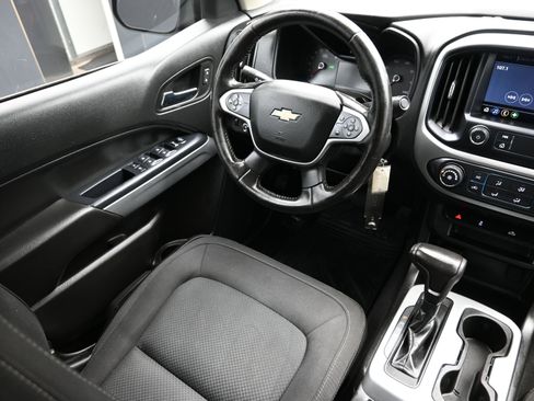 Used 2020 Chevrolet Colorado LT w/ LT Convenience Package image 24