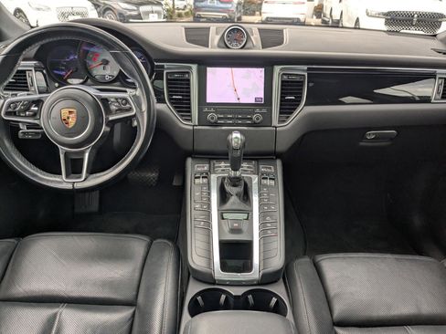 Used 2017 Porsche Macan S image 23