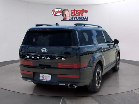 Used 2025 Hyundai Santa Fe SEL FWD image 5
