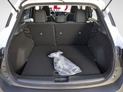 New 2026 Nissan Kicks SV w/ SV Premium Package FWD image 27