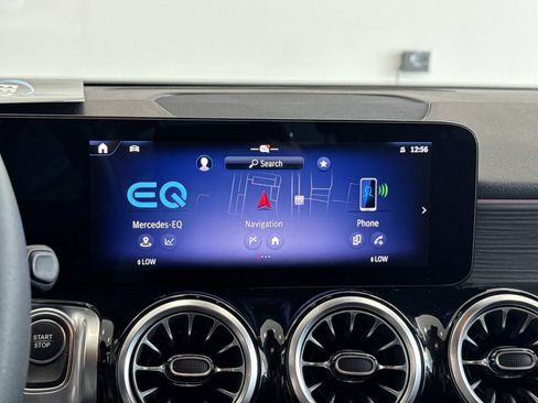 Certified 2025 Mercedes-Benz EQB 300 4MATIC image 16