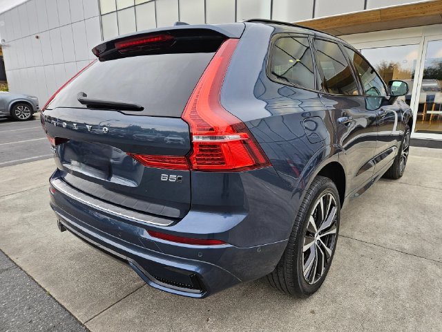 Used 2024 Volvo XC60 B5 Plus w/ Protection Package Premier AWD/4WD image 5